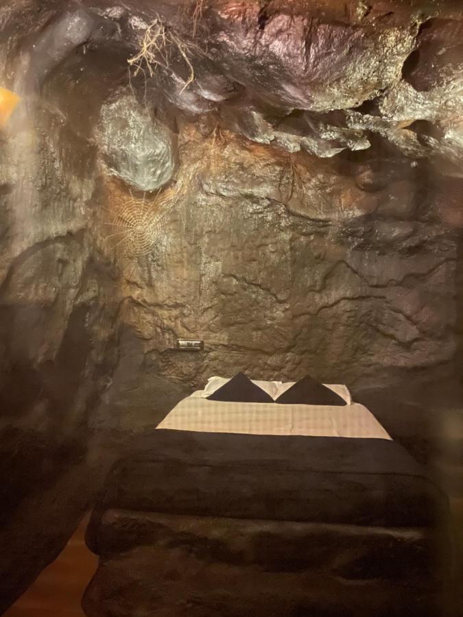 마디케리 Rai'S Coorg Cave House 빌라 외부 사진